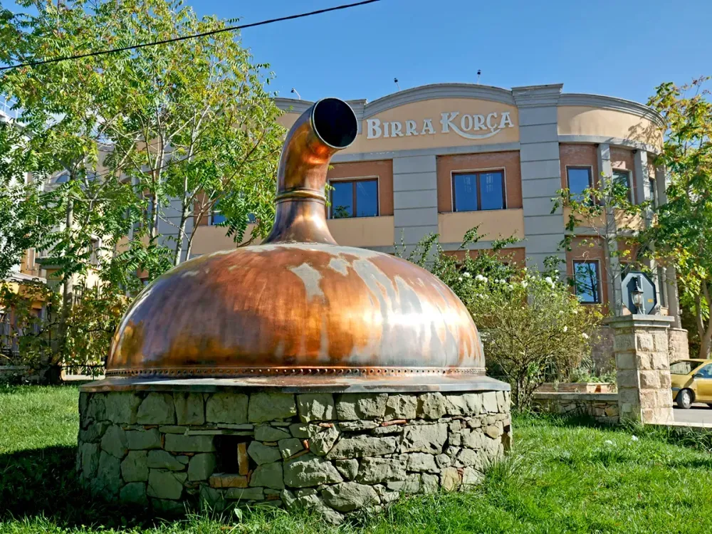 Birra Korça, Albanie, la bierre de la région de Korça
