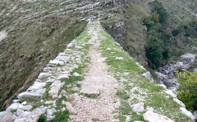 Le pont Ali Pacha à Gjirokastër