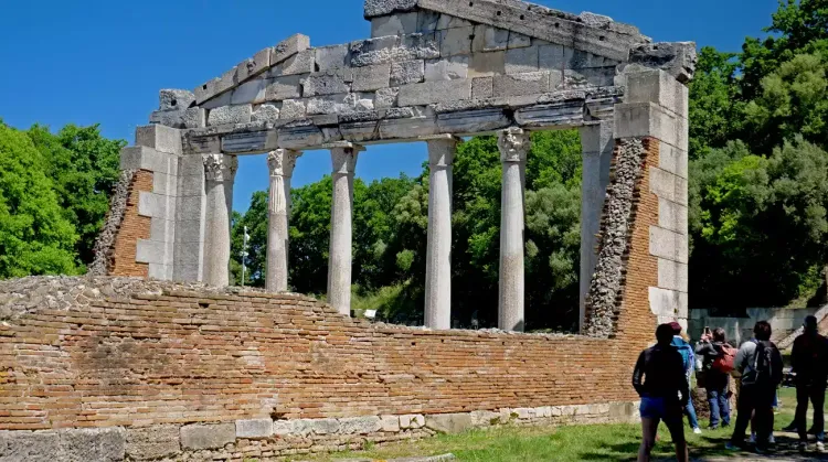 Site archéologique d'Apollonia en Albanie