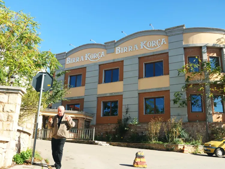 La bière Korça (birra Korça)