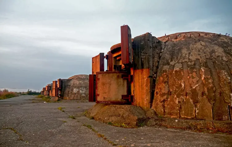 Les bunkers en Albanie, le programme de bunkerisation