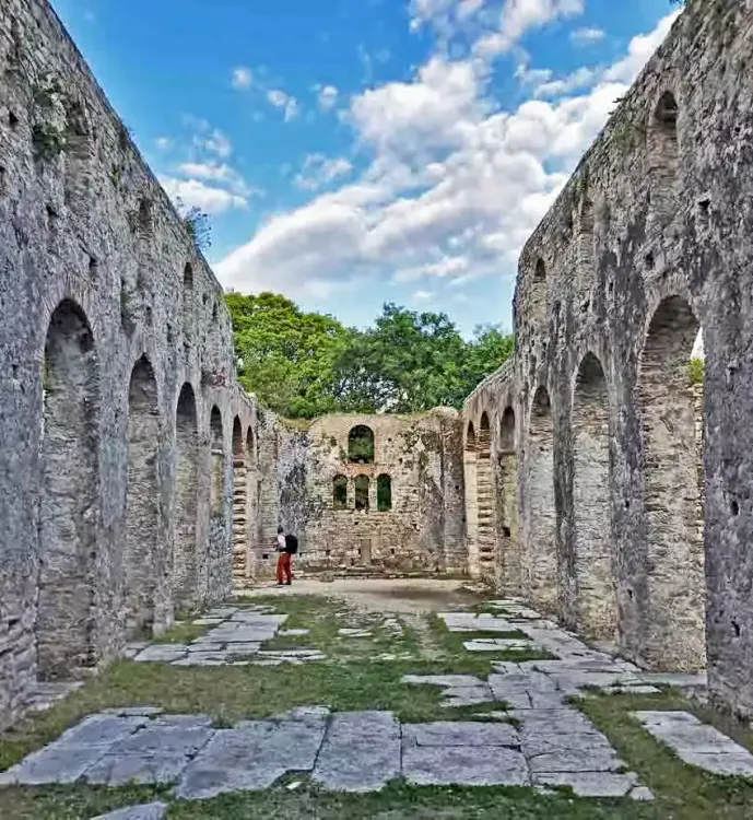 La Basilique de Butrint (VI siècle)