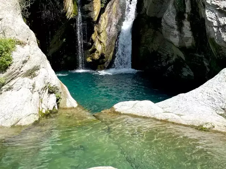 La cascade Bogove dans la région de Berat