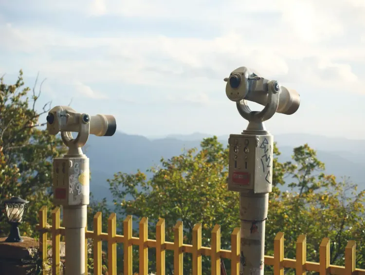 Une vue panoramique sur Tirana depuis le mont Dajti