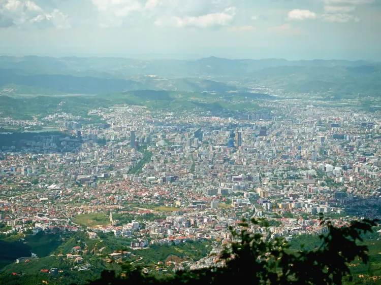 Tirana vue depuis le mont Dajti, Albanie