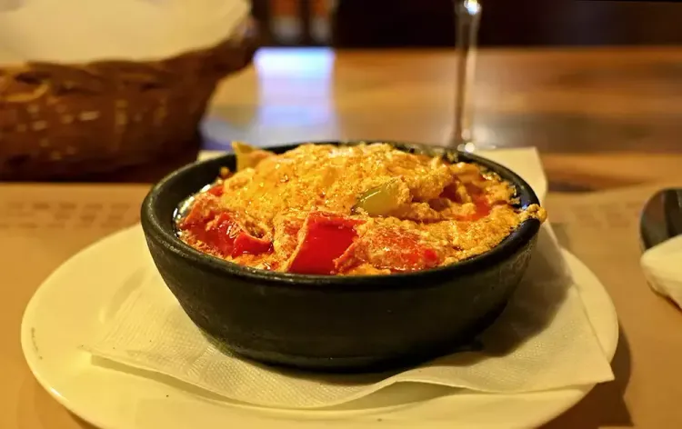 Fërgesë, une spécialité albanaise à goûter