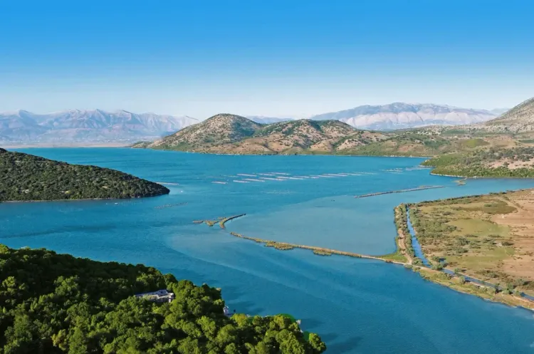 Le lac Butrint, Albanie