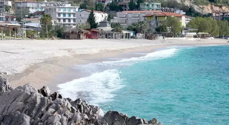 L'ambiance à Himara en saison basse