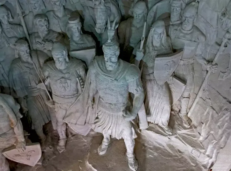Les personnages clés de l'histoire de l'Albanie