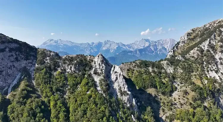 Les Alpes albanaises - Valbona Pass