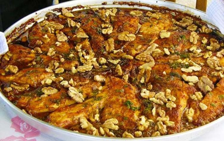 le mijoté de poisson Koran  (Tavë Korani)