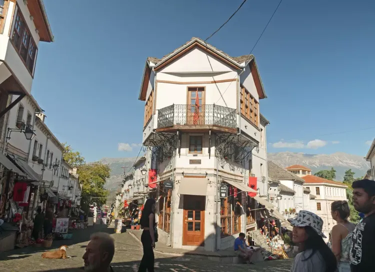 Le centre historique de Gjirokaster, l'Albanie Le centre historique de Gjirokaster, l'Albanie
