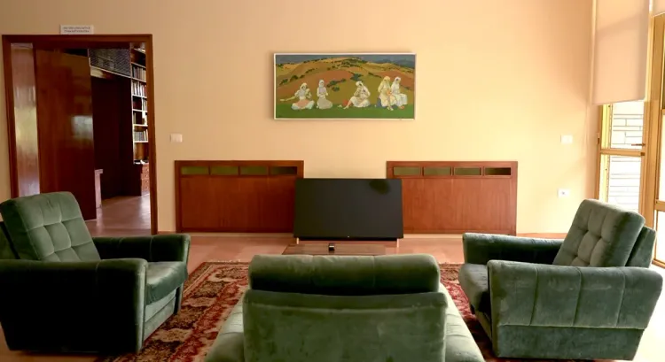 Les intérieurs de la villa d'Enver Hoxha, le quartier Blloku, Tirana, Albanie Les intérieurs de la villa d'Enver Hoxha, le quartier Blloku, Tirana, Albanie