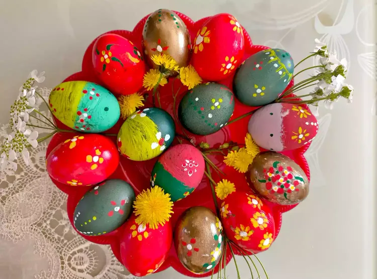 Les oeufs colorés de Pâques en Albanie Les oeufs colorés de Pâques en Albanie
