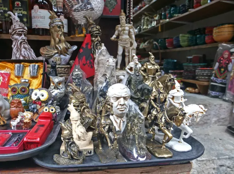 Les souvenirs albanais classiques